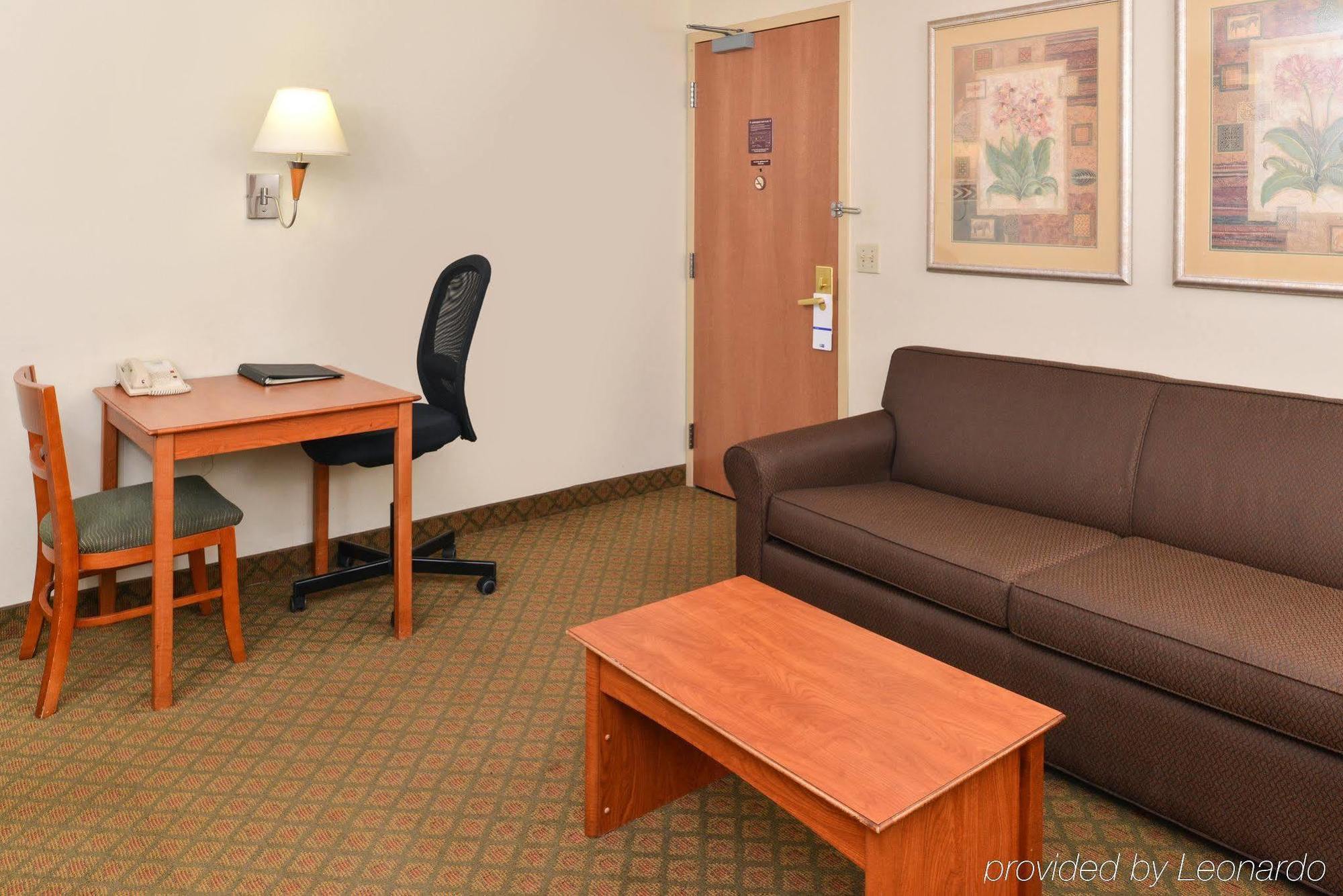 Holiday Inn Express Hotel & Suites Southfield - Detroit, An Ihg Hotel Zewnętrze zdjęcie